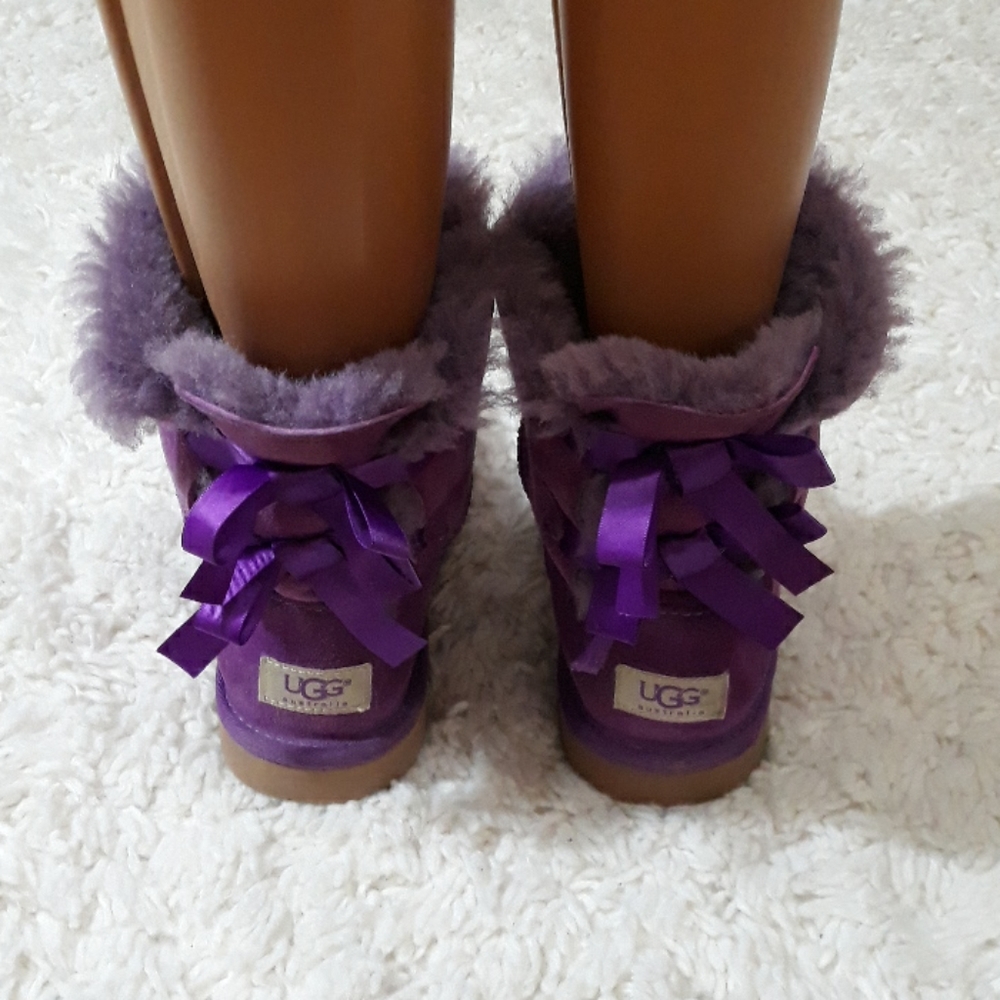 UGG BOOTS